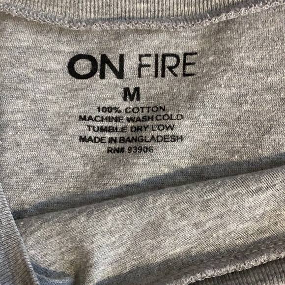 Cute Rose Top - Picture 2 of 2